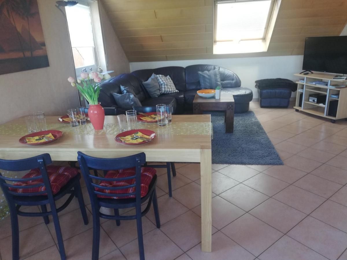 Anna - Neue Ferienwohnung Mit Blick Ins Gruene Ober-Abtsteinach Esterno foto